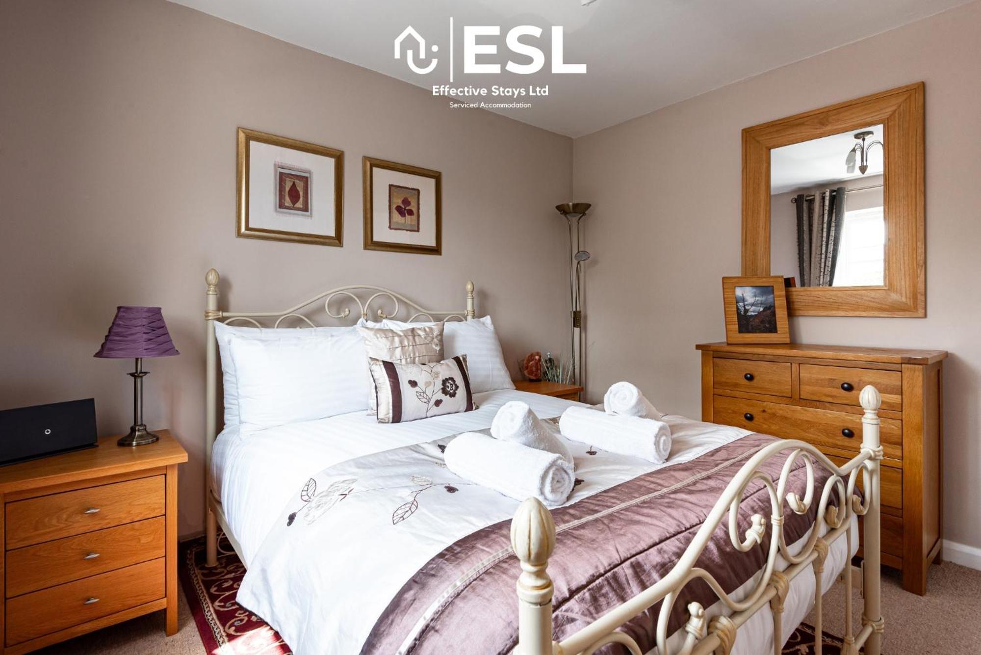 4 Bedroom Townhouse 10Mins Walk From Shrewsbury Town Centre With Parking エクステリア 写真
