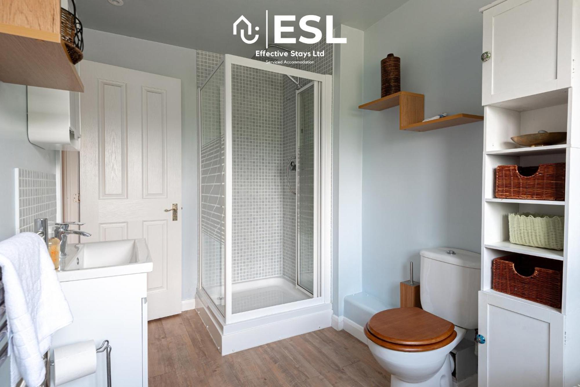 4 Bedroom Townhouse 10Mins Walk From Shrewsbury Town Centre With Parking エクステリア 写真