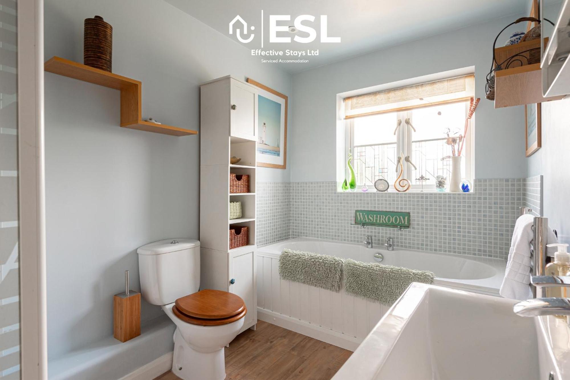 4 Bedroom Townhouse 10Mins Walk From Shrewsbury Town Centre With Parking エクステリア 写真