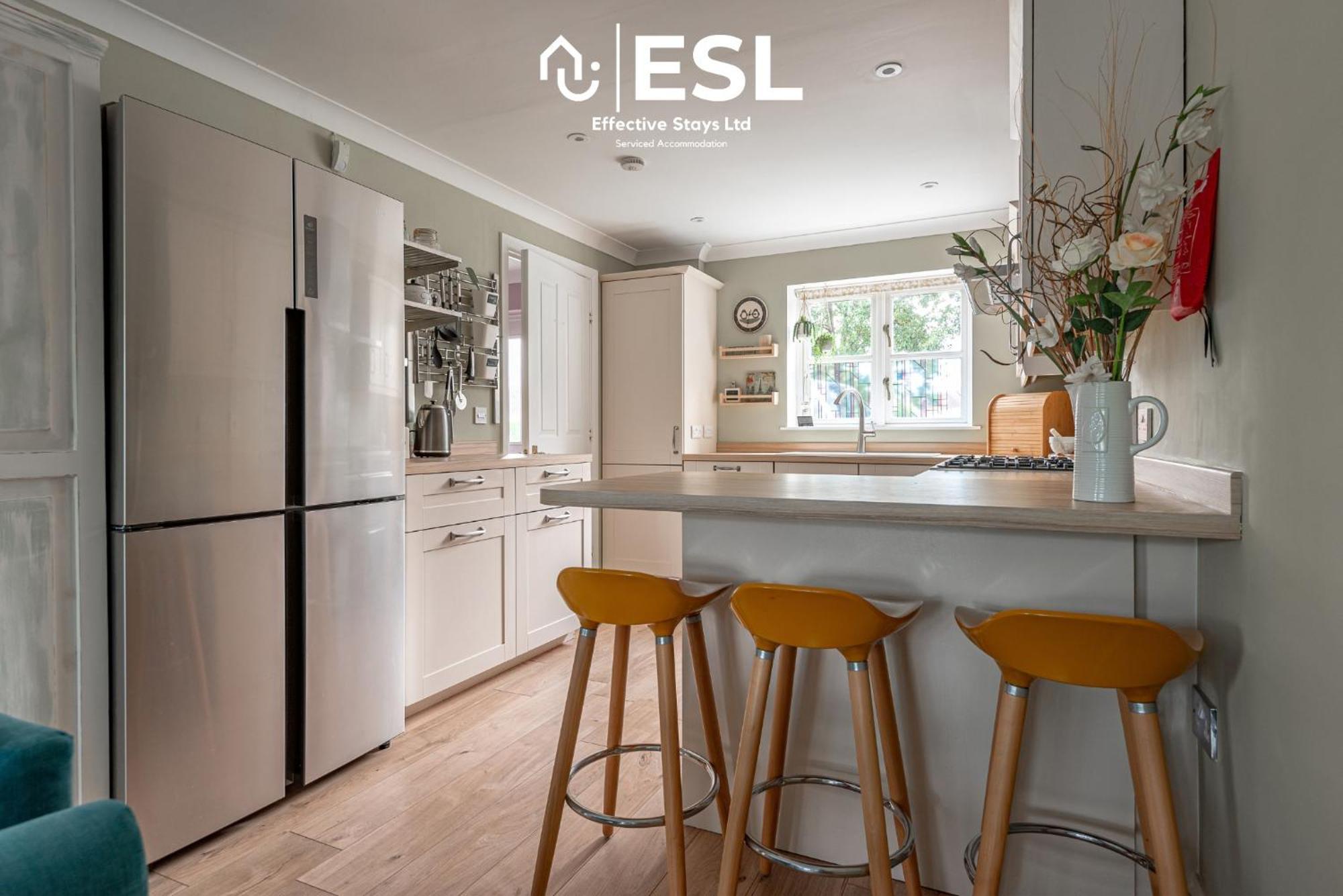 4 Bedroom Townhouse 10Mins Walk From Shrewsbury Town Centre With Parking エクステリア 写真